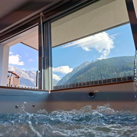 ホテル Rewind Temù エクステリア 写真